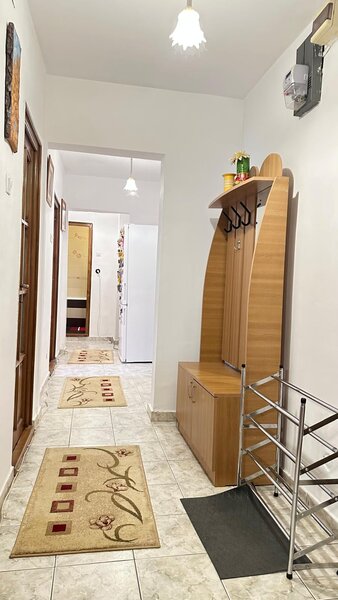 Militari, Gorjului, Moinesti