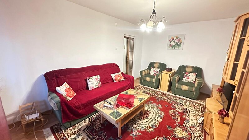 Militari, Gorjului, Moinesti