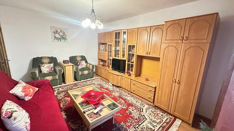 Militari, Gorjului, Moinesti