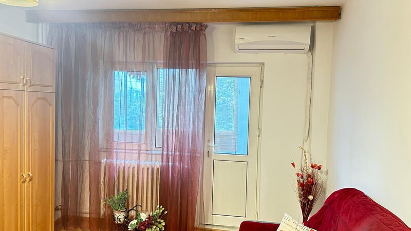 Militari, Gorjului, Moinesti