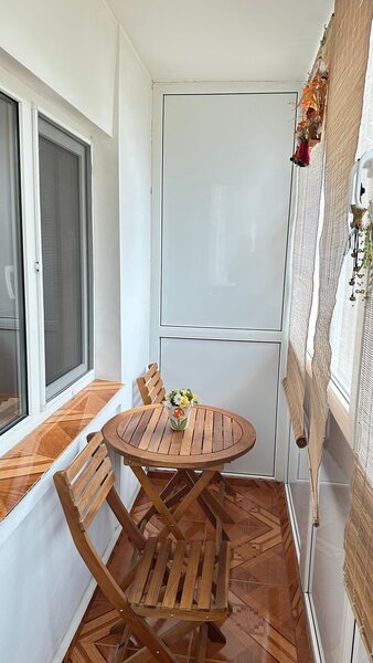 Militari, Gorjului, Moinesti