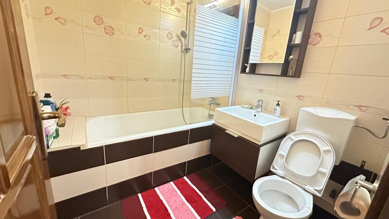 Militari, Gorjului, Moinesti