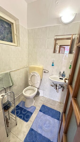 Militari, Gorjului, Moinesti